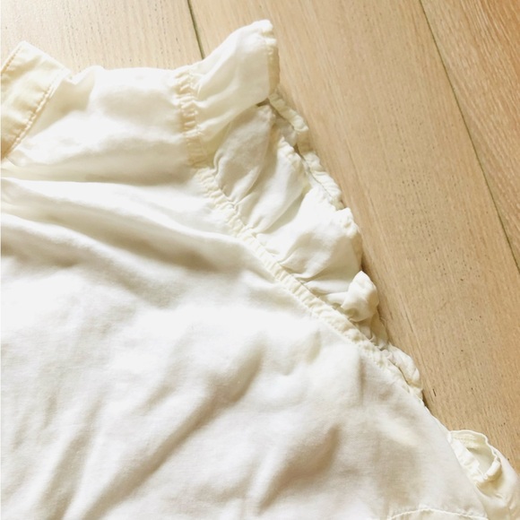 Anthropologie Cloth & Stone Cotton Ruffled Mock Neck Sleeveless Top in Off White - Picture 4 of 9